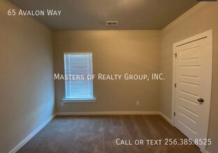65 Avalon Wy in Clanton, AL - Building Photo - Building Photo