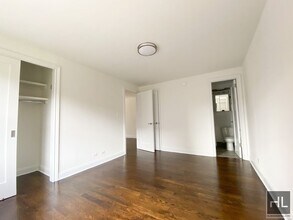E 16 ST in New York, NY - Building Photo - Building Photo