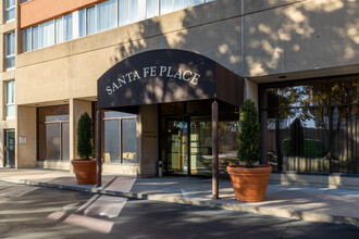 Santa Fe Condominiums in Kansas City, MO - Building Photo - Building Photo