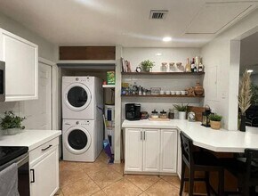 6500 SW 4th St in Pembroke Pines, FL - Building Photo - Building Photo