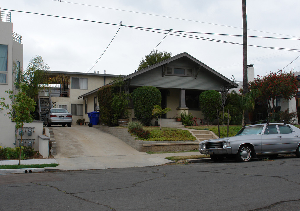 3754 Herbert St in San Diego, CA - Foto de edificio