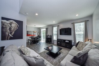 1669 Kraft Ave in Batavia, IL - Building Photo - Building Photo