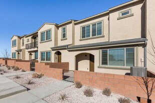 The Charlie ABQ in Albuquerque, NM - Building Photo