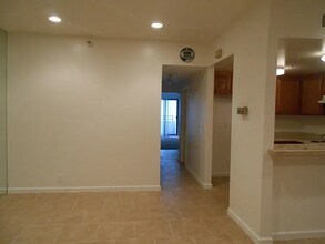 730 W 4th St in Long Beach, CA - Building Photo - Building Photo