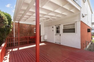 67-27 211th St in Queens, NY - Building Photo - Building Photo