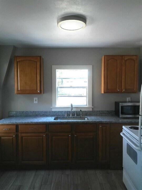 703 E Hanlon St in Tampa, FL - Building Photo