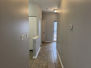 1225 Brookdale Dr in Carpentersville, IL - Building Photo - Building Photo