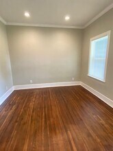 4727 Walker St, Unit A in Houston, TX - Building Photo - Building Photo