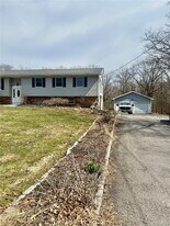 14 Alary Rd in Lagrangeville, NY - Building Photo