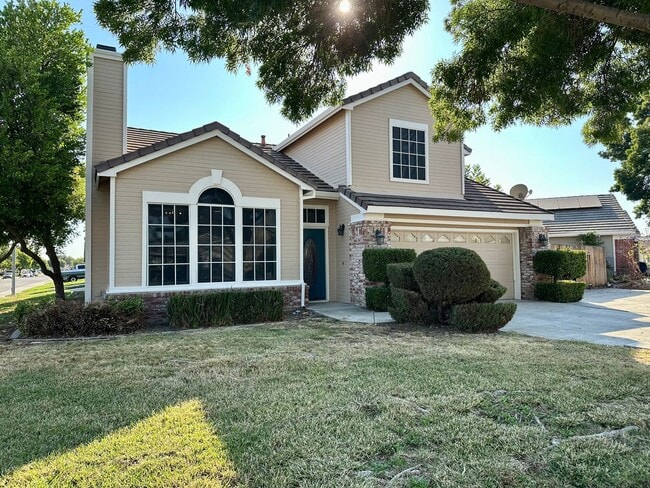 property at 1279 Palomino Dr