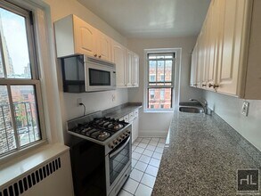 Jane Street in New York, NY - Building Photo - Building Photo
