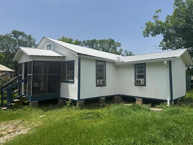 601 N Franklin Ave in Cleveland, TX - Building Photo - Building Photo