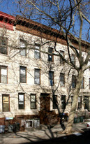 477 Chauncey Street Apartamentos