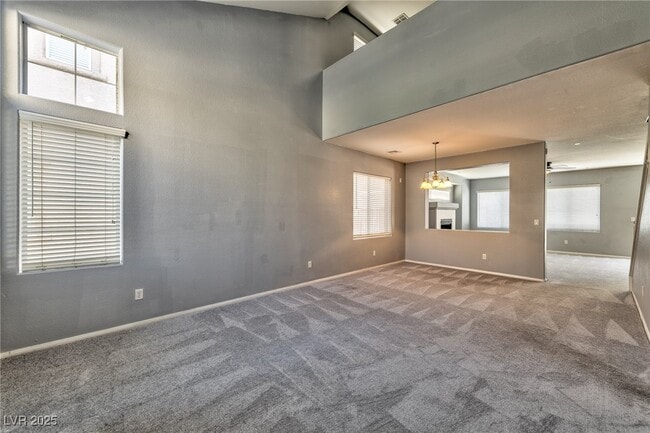 304 Iron Summit Ave in North Las Vegas, NV - Building Photo - Building Photo