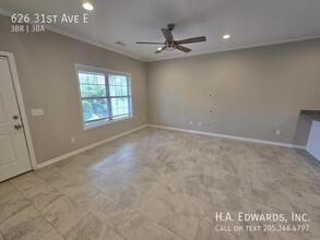 626 31st Ave E in Tuscaloosa, AL - Foto de edificio - Building Photo