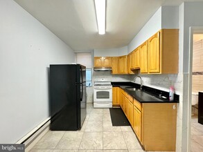 3739 Lancaster Ave, Unit 233 in Philadelphia, PA - Building Photo - Building Photo