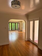 729 N Harper Ave in Los Angeles, CA - Building Photo - Building Photo