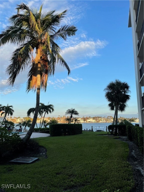 3500 Gulf Shore Blvd N in Naples, FL - Building Photo - Building Photo