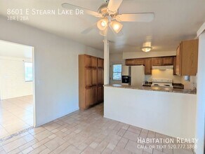 8601 E Stearn Lake Dr in Tucson, AZ - Building Photo - Building Photo