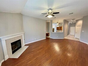 218 Grand Isle Dr in Round Rock, TX - Building Photo - Building Photo