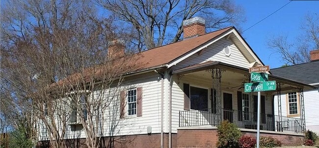 property at 178 Cedar Dr NW