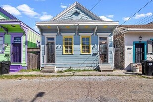 2721 Philip St in New Orleans, LA - Building Photo