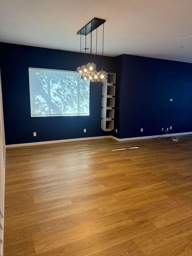 1976 Wingate Way in Hayward, CA - Building Photo - Building Photo