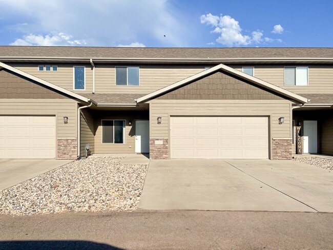 property at 1005 Tanner Ct