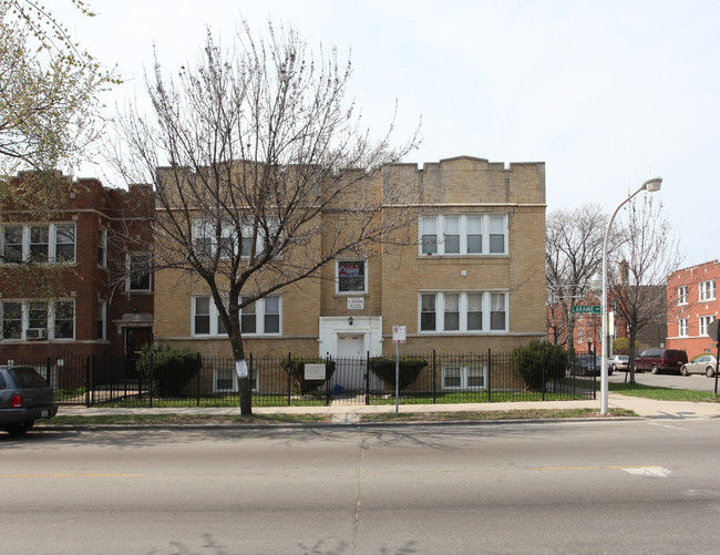 1456 N Laramie Ave in Chicago, IL - Building Photo - Building Photo