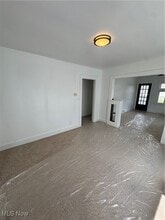 111222 Glenboro Dr in Cleveland, OH - Building Photo - Building Photo