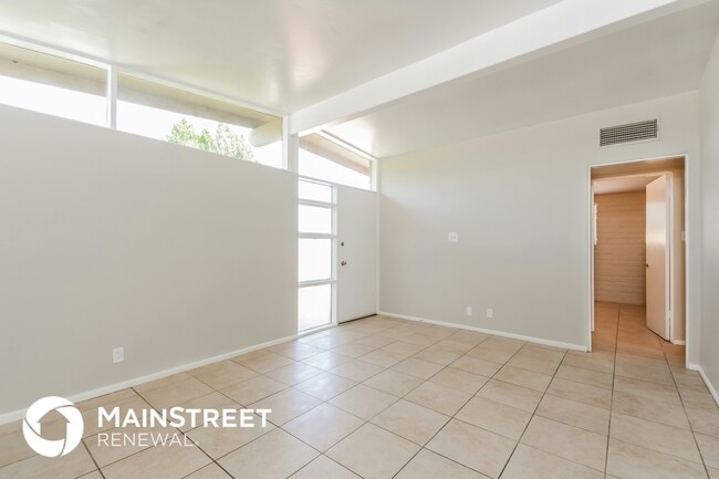 7902 E Scarlett St in Tucson, AZ - Building Photo - Building Photo