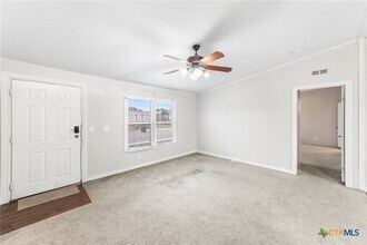 2676 Pahmeyer Rd in New Braunfels, TX - Building Photo - Building Photo