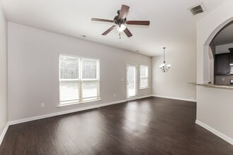 308 Sweet Ashley Way in Loganville, GA - Building Photo - Building Photo