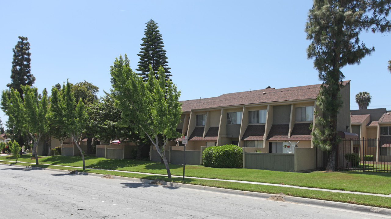 Pioneer Gardens Apartments in Santa Fe Springs, CA - Building Photo