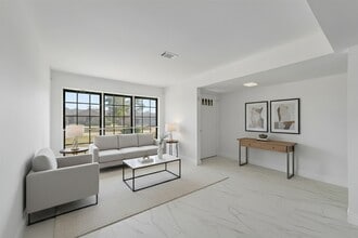 9711 Bertwood St in Houston, TX - Building Photo - Building Photo