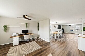 11319 Pink Star in San Antonio, TX - Building Photo - Building Photo