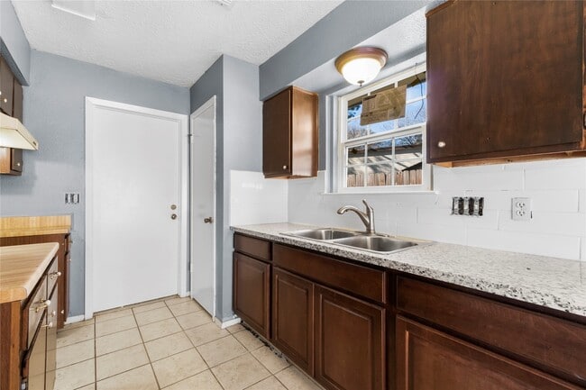 property at 23202 Summergate Dr