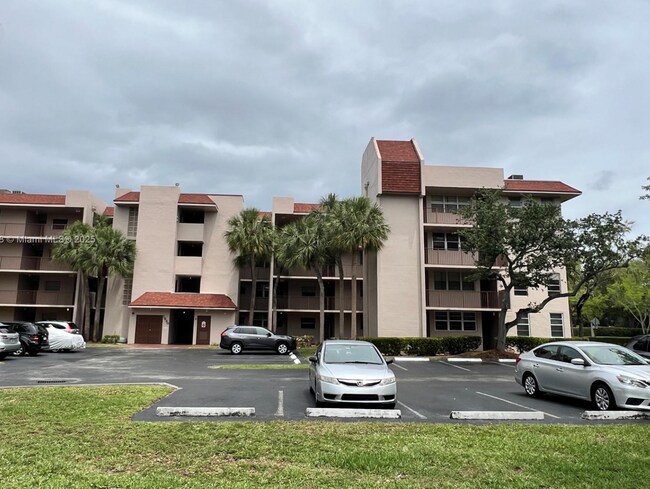 property at 1920 Sabal Palm Dr