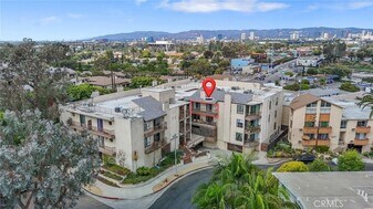 3231 Cheviot Vista Pl, Unit 307 in Los Angeles, CA - Building Photo