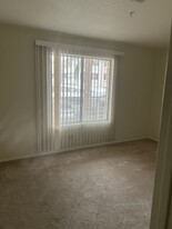 2044 Mesquite Ln, Unit M203 in Laughlin, NV - Building Photo