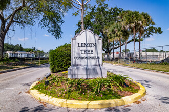 Lemon Tree Condominiums in Orlando, FL - Building Photo - Building Photo