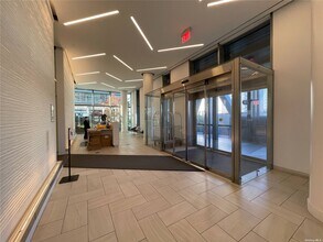 131-01 40th Rd-Unit -16A in Queens, NY - Building Photo - Building Photo