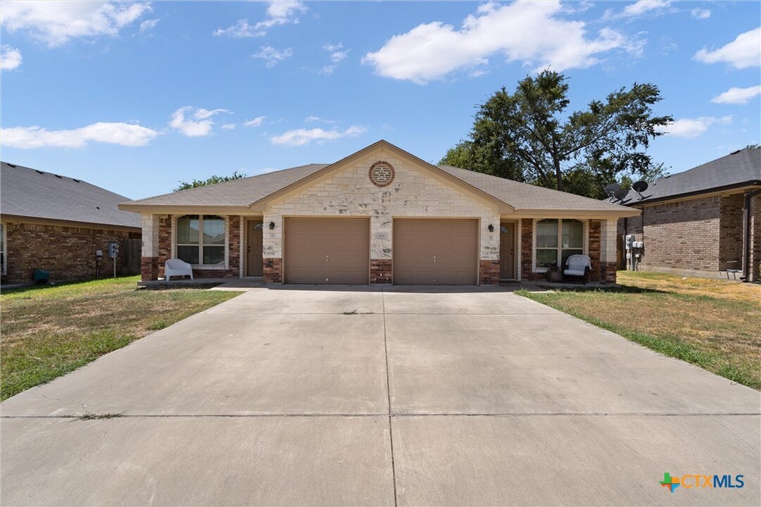 523 Paseo del Plata Dr in Temple, TX - Foto de edificio