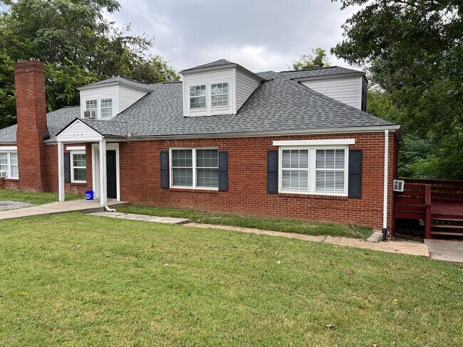 419 Belmont Ave in Shelbyville, TN - Building Photo - Building Photo