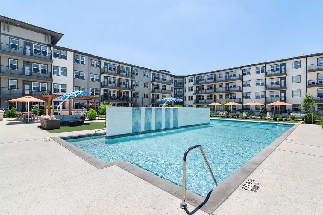 Amberlin Pflugerville 55+ Active Adult in Pflugerville, TX - Building Photo