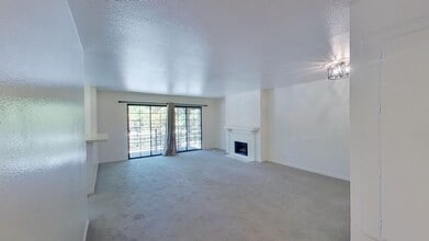 3673 S Bear St in Santa Ana, CA - Building Photo - Building Photo