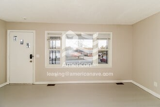 2425 Hunt Club Rd in Sumter, SC - Building Photo - Building Photo