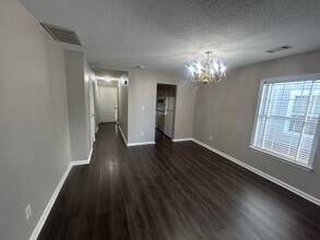 122 Red Coat Ln in Columbia, SC - Building Photo - Building Photo