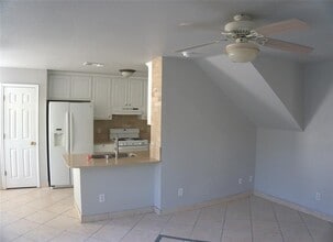 1512 Parkfield Cir in Round Rock, TX - Building Photo - Building Photo