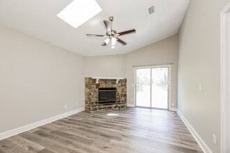 2658 Malibu Cir in Orange Park, FL - Building Photo - Building Photo